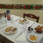 Gaia's Bed & Breakfast 4*